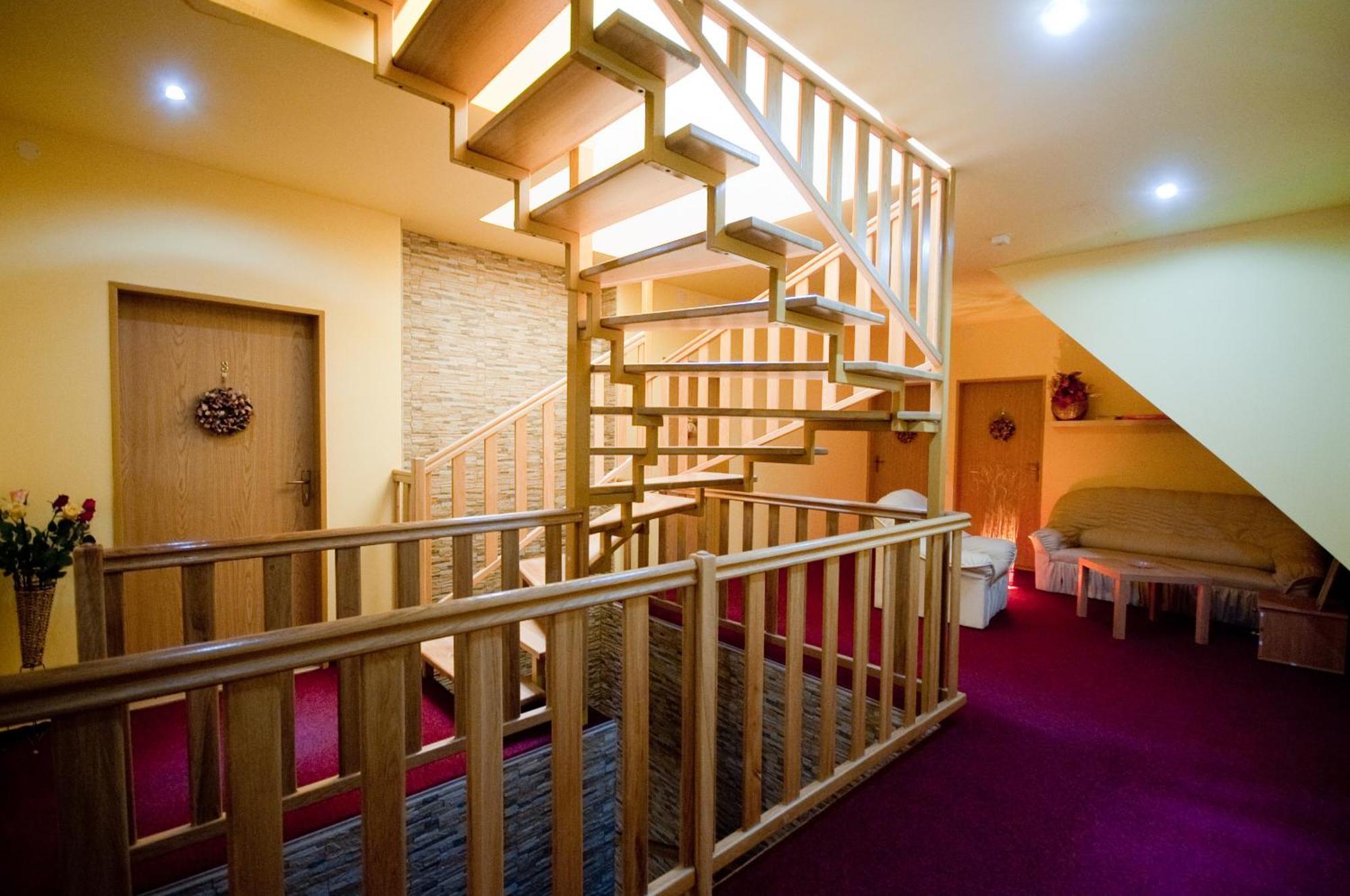 Hotel Penzion Tramky Vikyrovice Ngoại thất bức ảnh